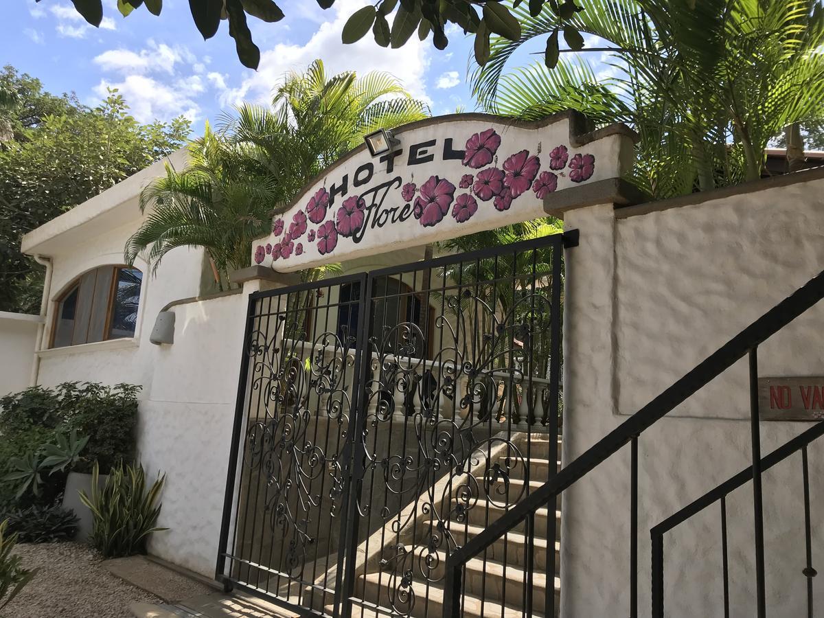 Hotel Flores (Adults Only) Tamarindo Esterno foto