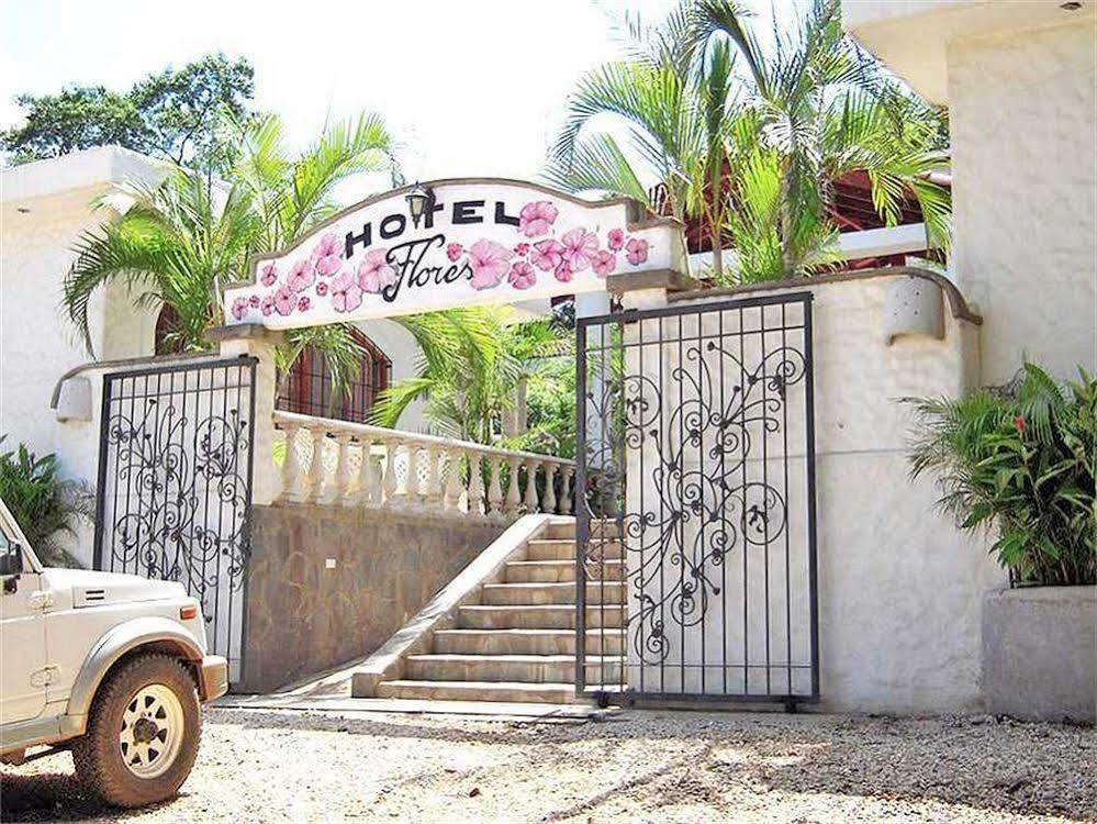Hotel Flores (Adults Only) Tamarindo Esterno foto