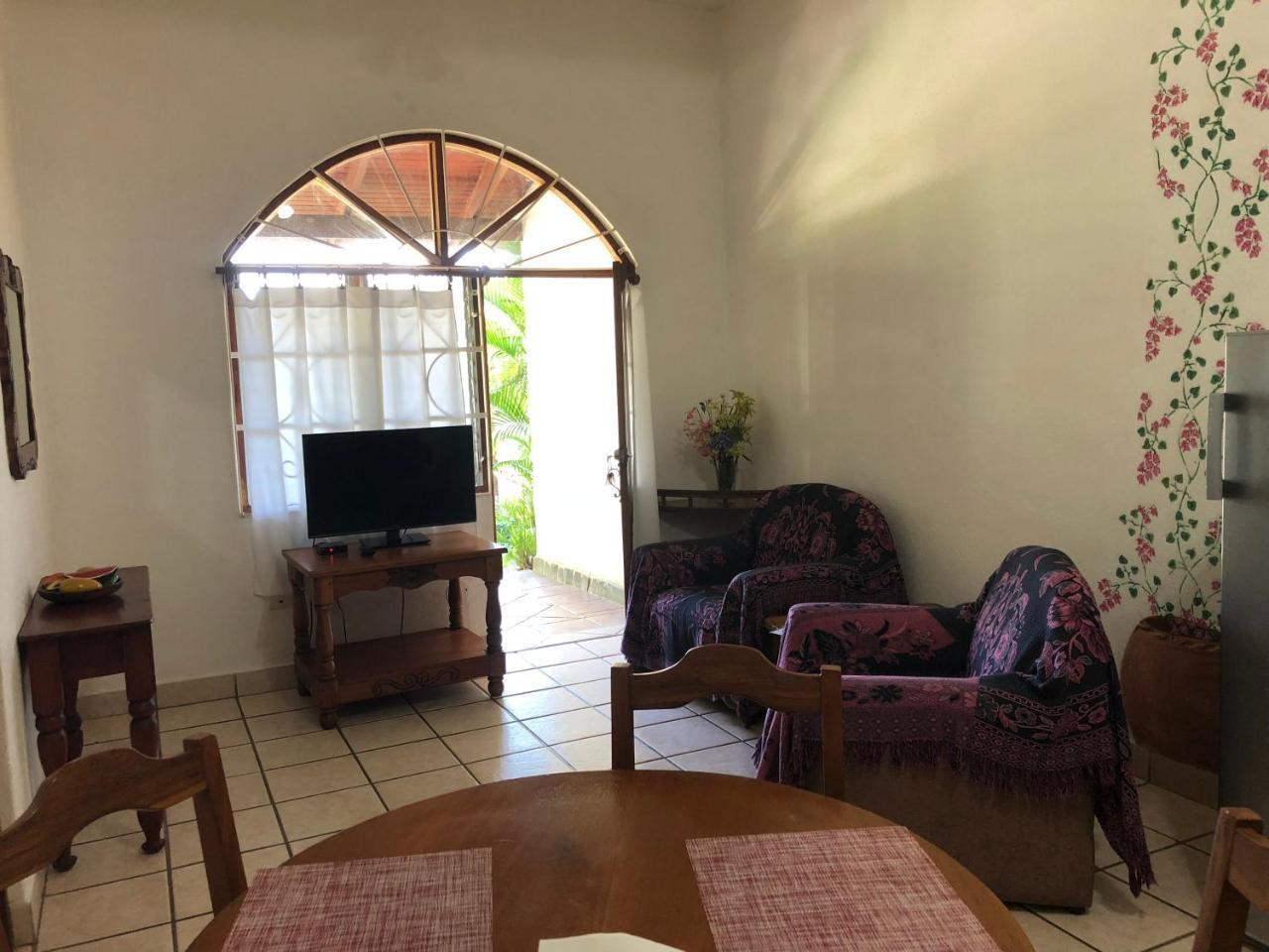 Hotel Flores (Adults Only) Tamarindo Esterno foto